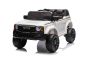 Elektrische kinderauto Toyota Landcruiser 12V, wit, brede enkele stoel, 2,4 GHz afstandsbediening, USB / AUX-ingang, Bluetooth, vering, lithiumbatterij, LED-verlichting, 2 x 25W motor, ORIGINELE licentie